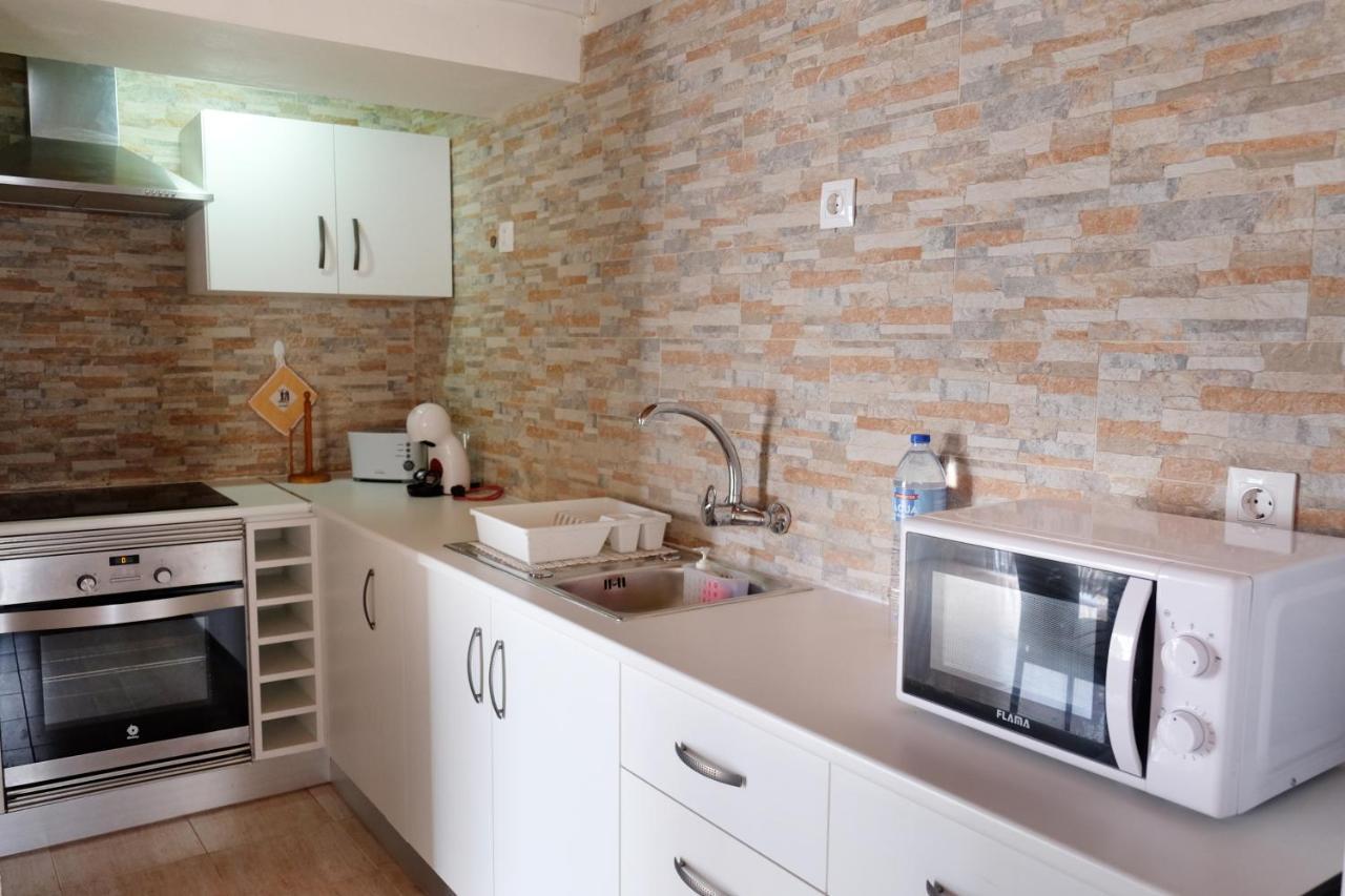 Magnólia - Casa com dois quartos junto ao mar - Renovada em 2022 Mosteiros (Azores) Exterior foto