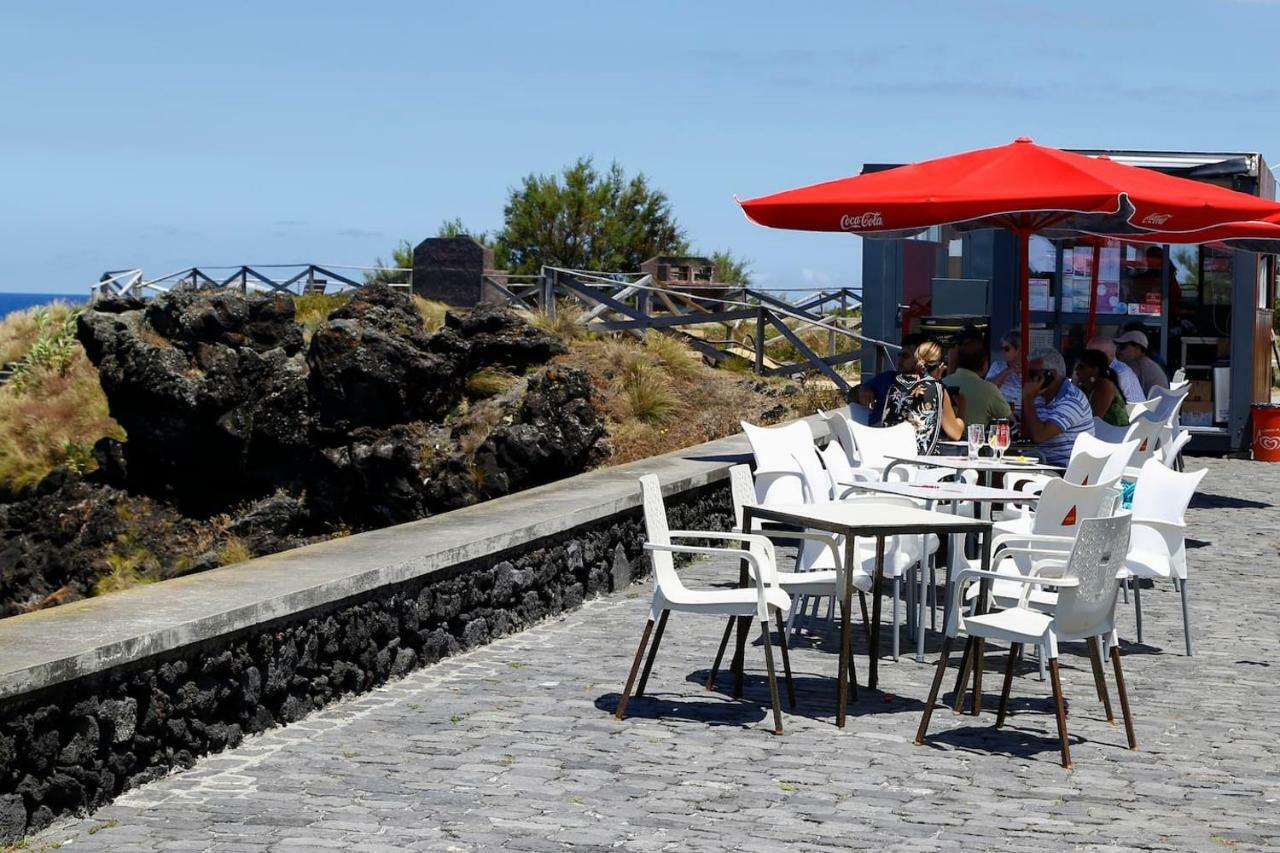 Magnólia - Casa com dois quartos junto ao mar - Renovada em 2022 Mosteiros (Azores) Exterior foto